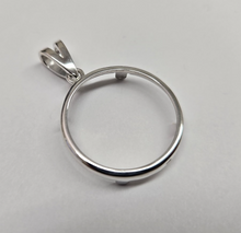 Load image into Gallery viewer, 925 Sterling Silver Square Edge Nickel Coin Bezel Pendant 21mm Prong Back
