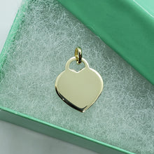 Load image into Gallery viewer, 14K Gold Plain Simple Heart Pendant Disc Pendant Charm 13.5mmX16mm / 1.5grams