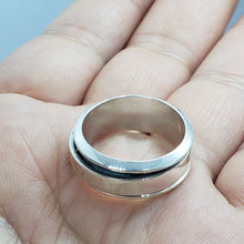 Load image into Gallery viewer, Sterling Silver Spinner Ring Polished Flat Band Handmade Men 5mm / 9mm Size 6~14
