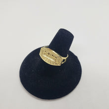 Load image into Gallery viewer, 10K Solid Yellow Gold Last Supper Ring Oval Shape All Sizes 6 to 12