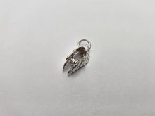Load image into Gallery viewer, 925 Sterling Silver Diamond Cut Indian Headdress Pendant 19/32 (15mm) Inch Tall