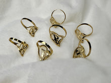 Load image into Gallery viewer, 10k Solid Yellow Gold Slanted Heart Cursive Initial Letter Alphabet Ring