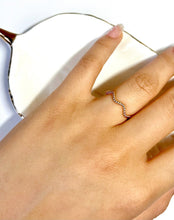 Load image into Gallery viewer, 14K Solid Gold Handmade Dainty Wavy Beaded Ring Band