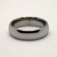 Load image into Gallery viewer, Tungsten Carbide Smooth Domed Mirror Polish Finish Wedding Band Thumb Ring 6mm