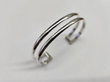 Load image into Gallery viewer, 925 Sterling Silver Double Domed Wire Cuff Bracelet High Polished 7.25" Long