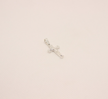 Load image into Gallery viewer, 925 Sterling Silver Dainty Detailed Budded Crucifix Cross Pendant