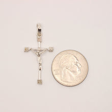 Load image into Gallery viewer, 925 Sterling Silver Dainty Stick Crucifix Cross Pendant with Rope Textured Edges