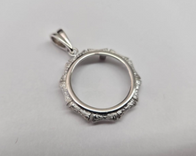 Load image into Gallery viewer, 925 Sterling Silver 5 Cent Nickel Coin Bezel Bamboo Shape Edge 21mm Prong Back