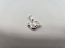 Load image into Gallery viewer, 925 Sterling Silver Smooth Plain Hollow Snail Pendant 7/16 (11mm) Inch Tall