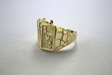 Load image into Gallery viewer, 10K Gold Playing Card Royal Flush Poker Nugget Ring 6.3g