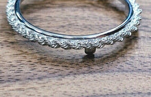 Load image into Gallery viewer, 925 Sterling Silver Half Dollar Bezel with Actual Rope Edge 30mm Coins 50 Cents