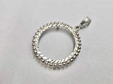 Load image into Gallery viewer, 925 Sterling Silver Bead Edge Quarter Coin Bezel Pendant 24mm Prong Back
