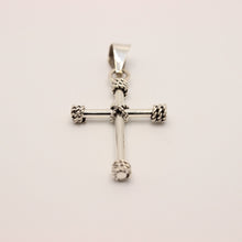 Load image into Gallery viewer, 925 Sterling Silver Plain Cylindrical Cross Pendant with Rope Textured Edges