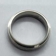Load image into Gallery viewer, 6mm or 8mm Titanium Hammered Ring Band Men Women with Beveled Edges Size 5~14
