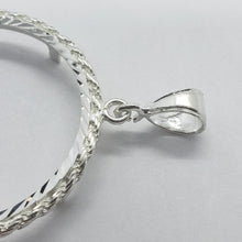 Load image into Gallery viewer, Sterling Silver Quarter Dollar Bezel 24mm Rope Edge Coins Prong Back Diamond Cut