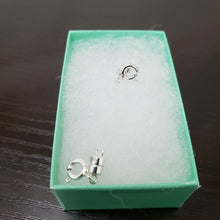 Load image into Gallery viewer, Sterling Silver Magnetic Clasp Converter for Necklaces Square Edge 4mm