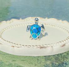 Load image into Gallery viewer, Sterling Silver Blue Synthetic Opal Sea Turtle Ring for Women Size6~9