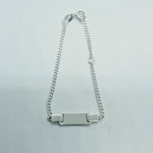 Load image into Gallery viewer, 925 Sterling Silver Children Square ID Bracelet Figaro link baby sizes 5 - 6inch