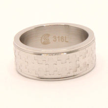 Load image into Gallery viewer, Stainless Steel Flat Simple Jigsaw Puzzle Pattern Wedding Band Ring 8mm