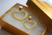 Load image into Gallery viewer, 10K Solid Yellow Gold Heart Pendants Charm 2 sizes