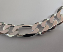 Load image into Gallery viewer, 925 Sterling Silver Heavy Thick Figaro Chain Beveled Edge Bracelet Necklace 17mm