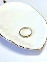 Load image into Gallery viewer, 14K Solid Gold Handmade Rope Pattern Ring Band