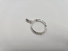 Load image into Gallery viewer, 925 Sterling Silver 25 Cent Quarter Coin Bezel 24mm Diamond Cut Prong Cut