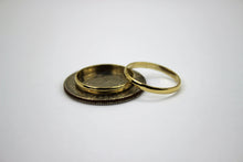 Load image into Gallery viewer, 10K Solid Yellow Gold Plain Knuckle Band Ring Size 2 ~ 9