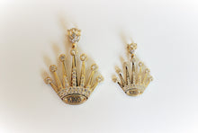 Load image into Gallery viewer, 10K Yellow Gold Crown KING Pendant Charm 2 Sizes