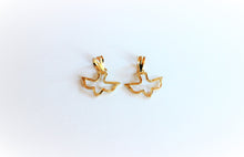 Load image into Gallery viewer, 10K Yellow Gold Dove Bird Pendant