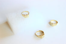 Load image into Gallery viewer, 10K Yellow Gold Alphabet Letter Initial Ring Diamond Cut