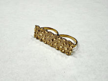 Load image into Gallery viewer, 10k Yellow Gold Nugget Style Double Finger Ring