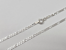 Load image into Gallery viewer, 925 Sterling Silver Beveled Edges Figaro Chain Anklet 2.3mm, Fits 9.5" to 10"
