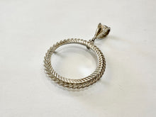 Load image into Gallery viewer, Sterling Silver Bezel Rope Edge Onza Plata Liberted for 36mm Coins
