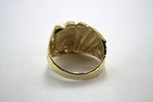 Load image into Gallery viewer, 10K Gold Playing Card Royal Flush Poker Nugget Ring 6.3g
