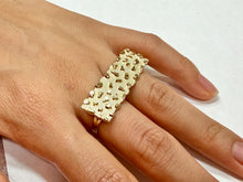 Load image into Gallery viewer, 10k Yellow Gold Nugget Style Double Finger Ring Sizes 6-13
