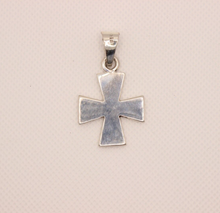 Load image into Gallery viewer, 925 Sterling Silver Simple Maltese Cross Pendant
