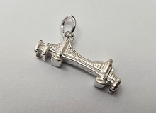 Load image into Gallery viewer, 925 Sterling Silver Long Brooklyn Bridge Charm Pendant 1 Inch Wide (25mm)
