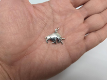 Load image into Gallery viewer, 925 Sterling Silver Charging Bull Pendant Oxidized Finish 1 (25mm) Inch Tall
