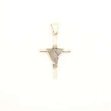 Load image into Gallery viewer, 925 Sterling Silver Rope Wrapped Cylindrical Cross Pendant
