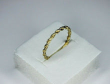 Load image into Gallery viewer, 10K Solid Yellow Gold Rope Ring Band 1.5mm and 2mm
