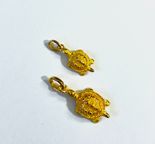 Load image into Gallery viewer, 24K Solid Yellow Gold Korean Don Turtle Pendant for Baby Birthday

