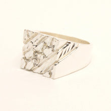Load image into Gallery viewer, 925 Sterling Silver Square Slanted Pattern Nugget Ring 1/2 Inch Wide, Sizes 8-13
