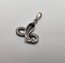 Load image into Gallery viewer, 925 Sterling Silver Cobra Snake Pendant Oxidized Finish 7/8 (22mm) Inch Tall
