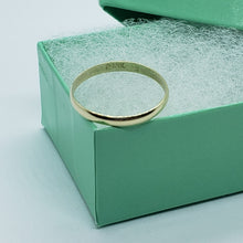 Load image into Gallery viewer, Authentic 10K Solid Yellow Gold Plain Knuckle Band Ring 2mm Width Sizes 2-7.5
