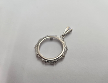 Load image into Gallery viewer, 925 Sterling Silver 1 Cent Penny Coin Bezel Bamboo Shape Edge 19mm Prong Back
