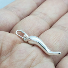 Load image into Gallery viewer, 925 Sterling Silver Italian Horn Pendant High Quality Nickel Free Men 2 Sizes
