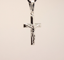 Load image into Gallery viewer, 925 Sterling Silver Dainty Beveled Edge Crucifix Cross Pendant
