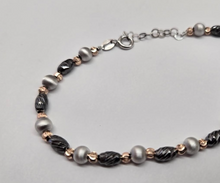 Load image into Gallery viewer, 925 Sterling Silver Black Rhodium Diamond Cut Bead Ball Bracelet, 7" Long
