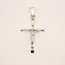 Load image into Gallery viewer, 925 Sterling Silver Detailed Bamboo Styled Christian Crucifix Cross Pendant
